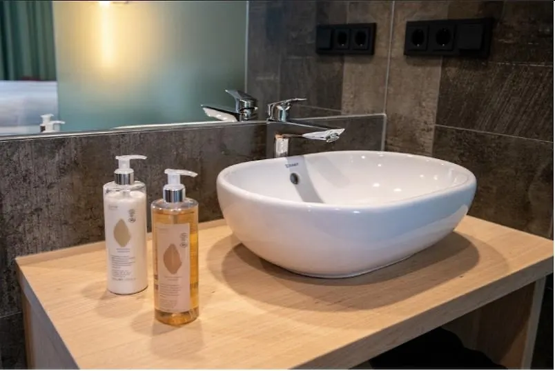 **** Hotel Arcotel Hafencity Drážďany Německo