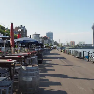 https://mont-apartments.topcolognehotels.com