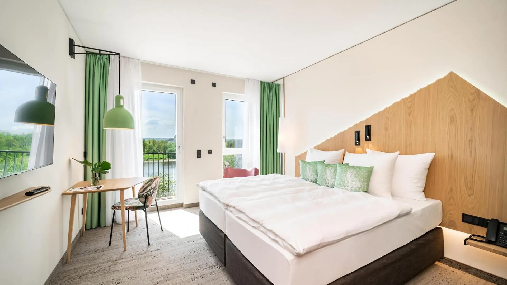 **** Hotel Arcotel Hafencity Dresden Duitsland